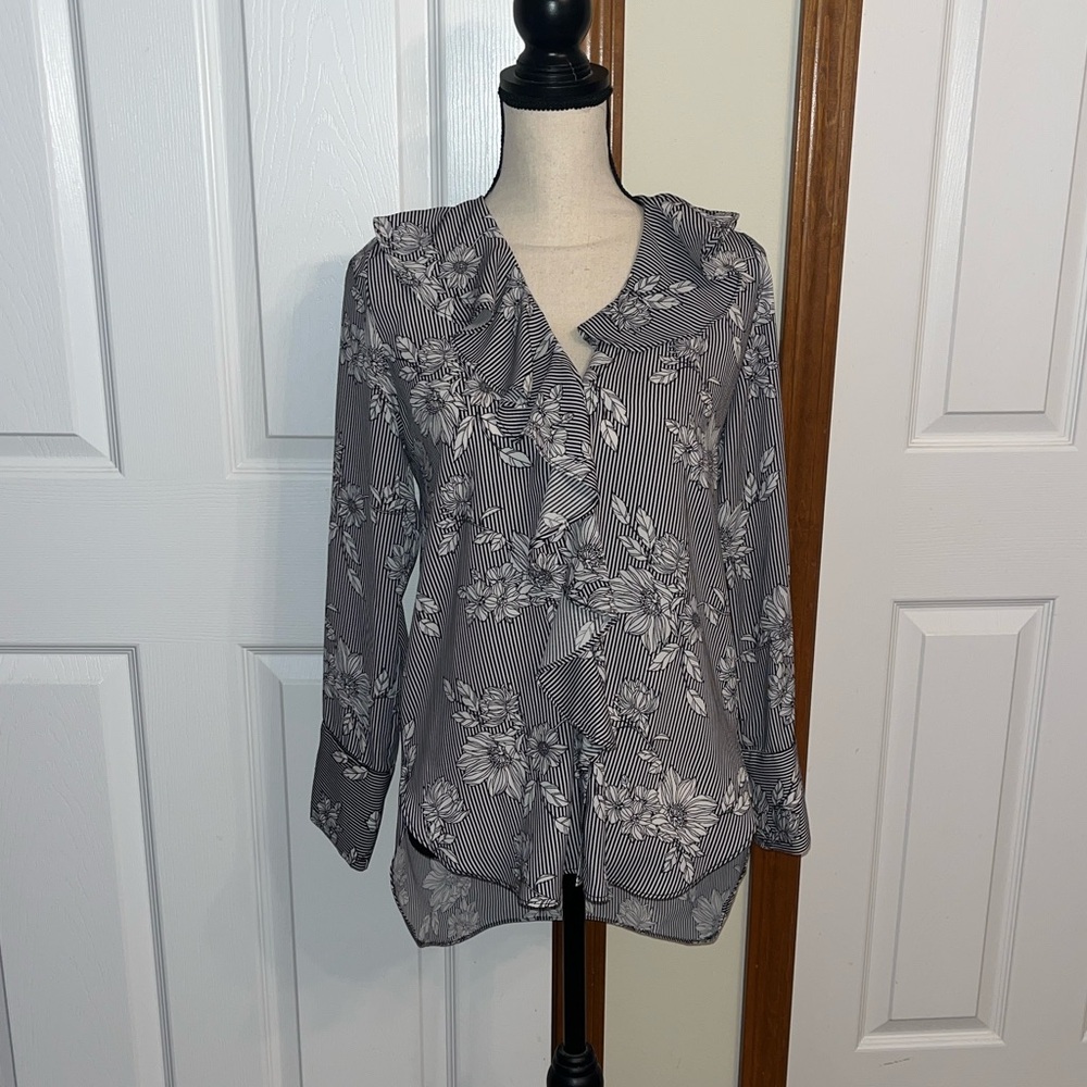 Lipslide Floral Button Up Blouse